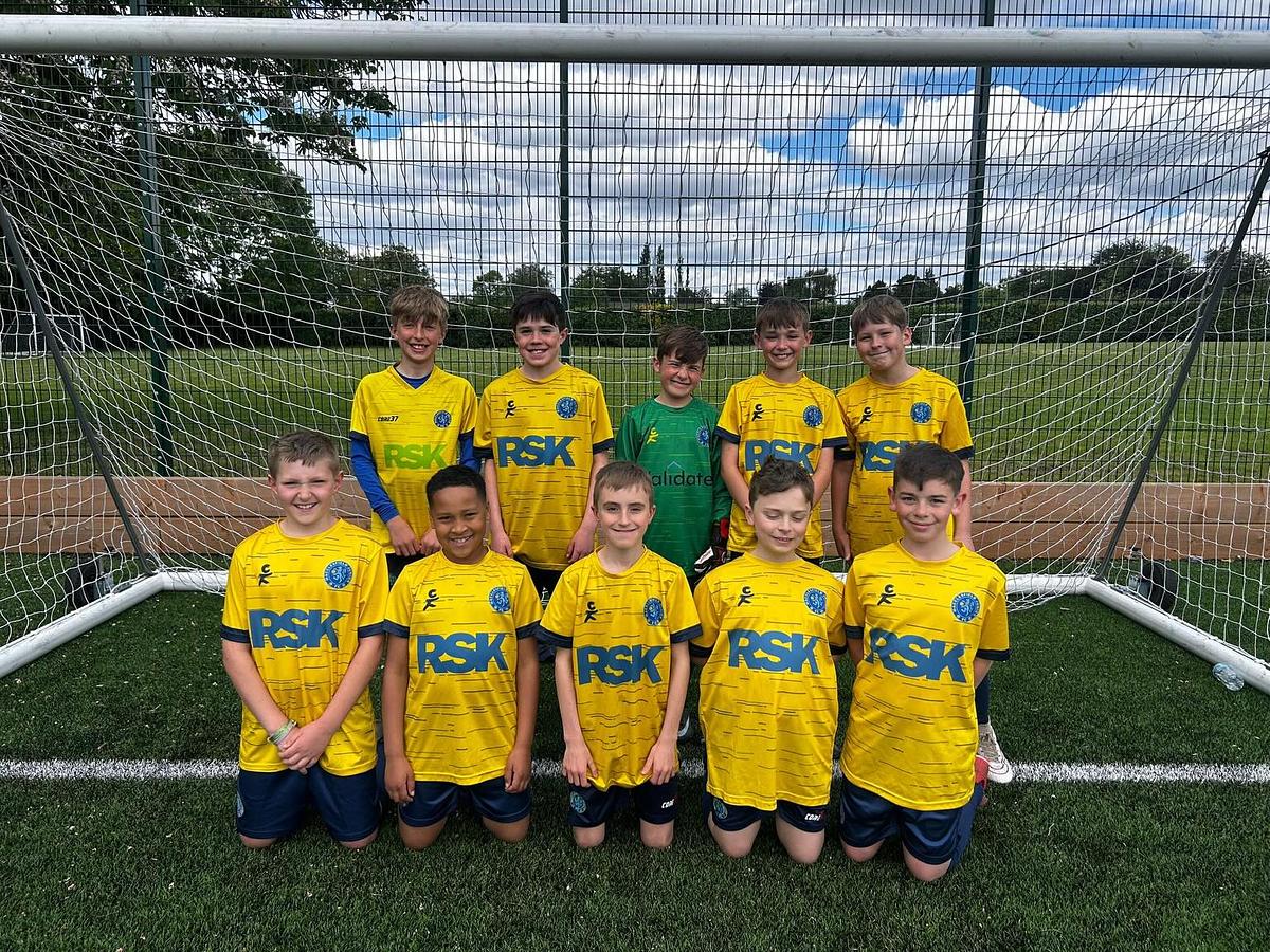 Macclesfield Junior FC U11 Tigers Season Finale